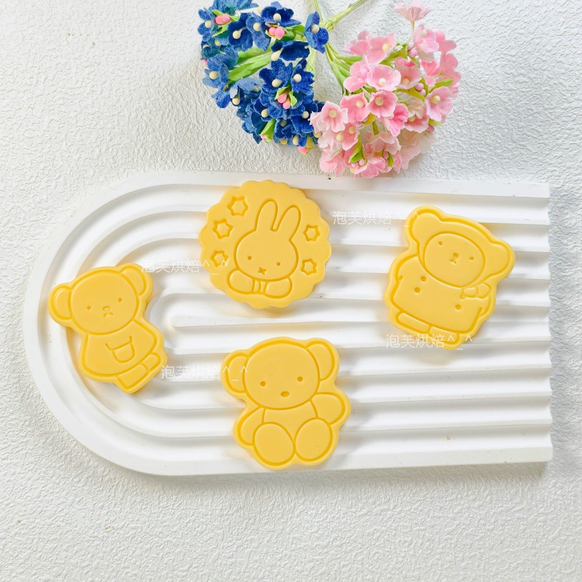 Cute 3D Press Cookie Mold with - Kitchen Gadgets Aliexpress 评论和价格
