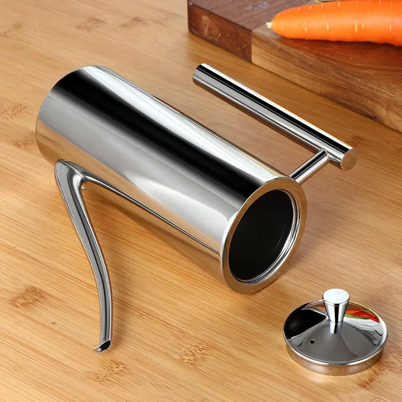 Stainless Steel Olive Oil Bott - Kitchen Gadgets Under 500 评论和价格