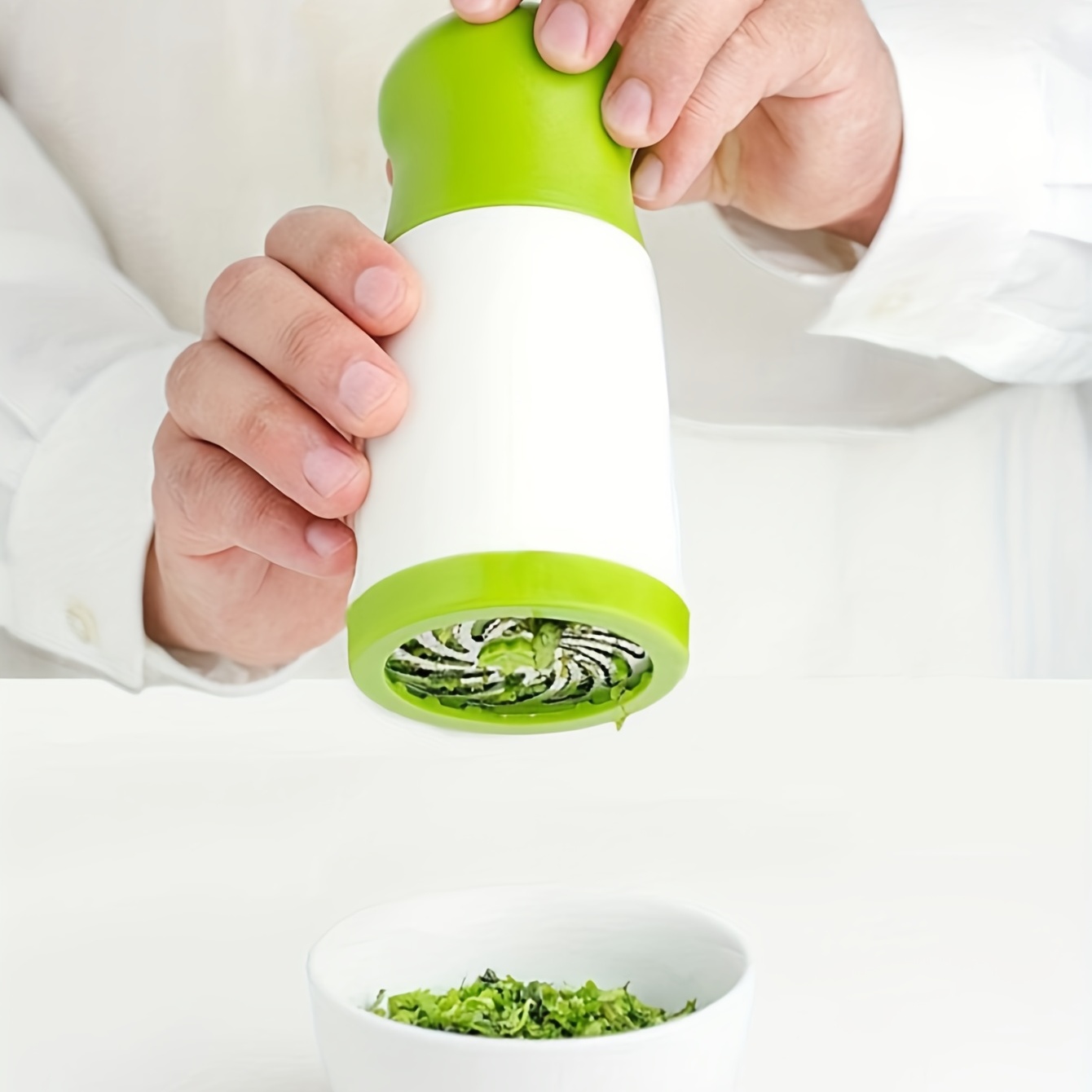 Manual Herb Grinder Spice Mill - Kitchen Gadgets Luxury 评论和价格